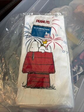 Peanuts Kitchen Towels Snoopy Red Blue White